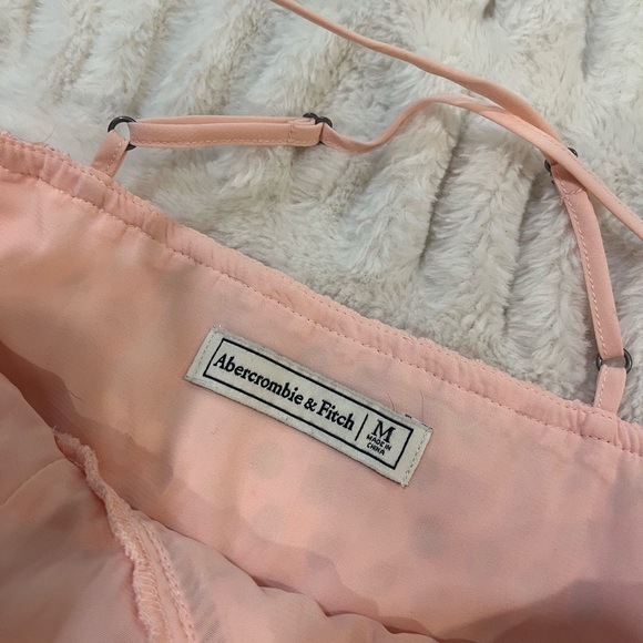 Abercrombie & Fitch Pink Eyelet Mini Dress Size Medium - Picture 6 of 9